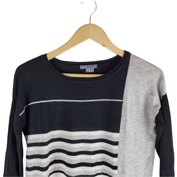 Vince Colorblock Merino Wool Long Sleeve Crew Neck Sweater Black Size XXS - Picture 2 of 5